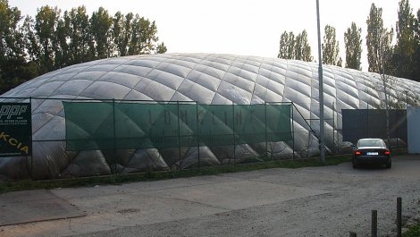 Airdome for 2-court, 9 years in operation -  40.000 €